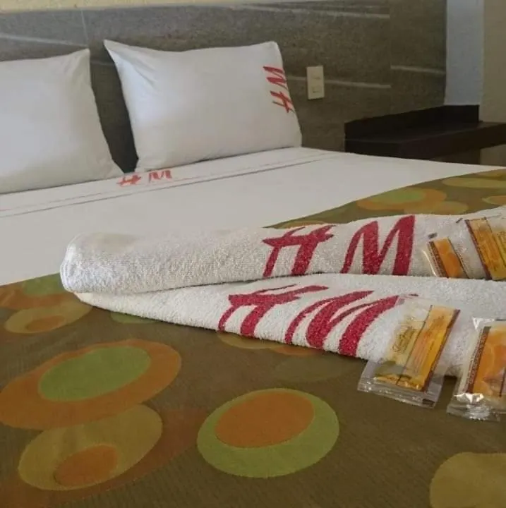 Hotel Madrid غوادالاجارا