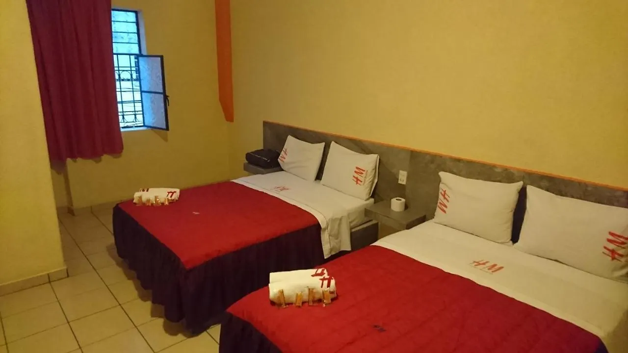 Hotel Madrid غوادالاجارا
